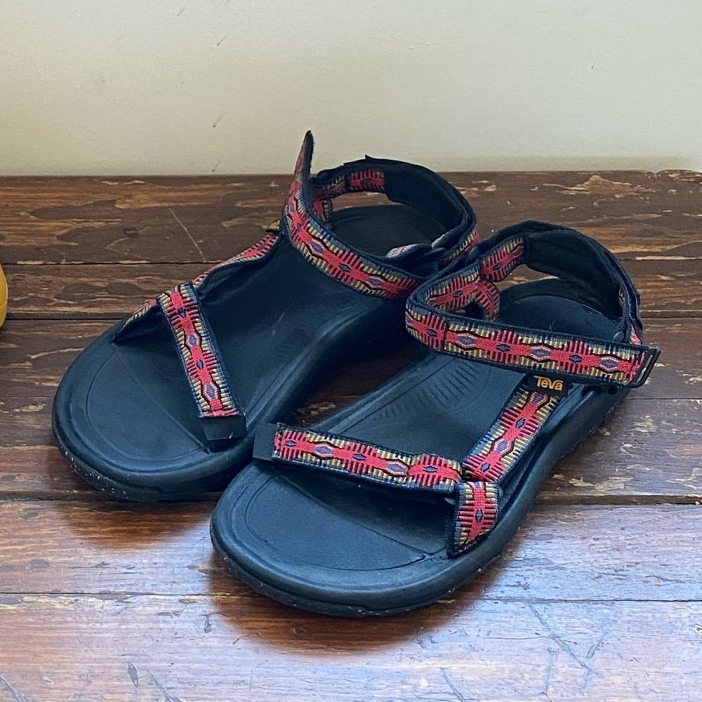 Teva hurricane XLT2 active sandals